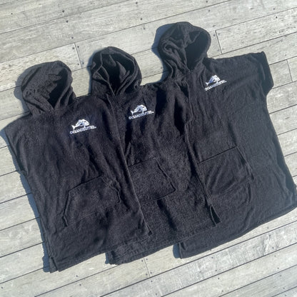 OCEAN HUNTER TOWEL PONCHO BLACK